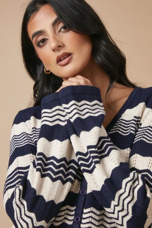 V Neck Wide Sleeve Cardigan