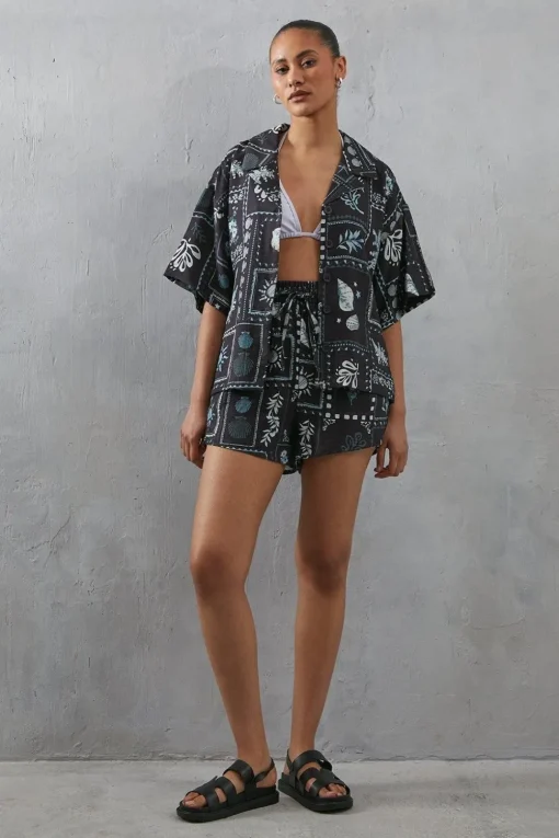 Viscose Postcard Print Nylon Drawstring Waist Short