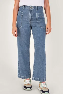 Wide Leg Cargo Jeans