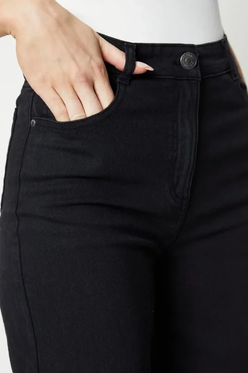 Wide Leg Jean
