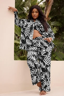 Wide Leg Trousers