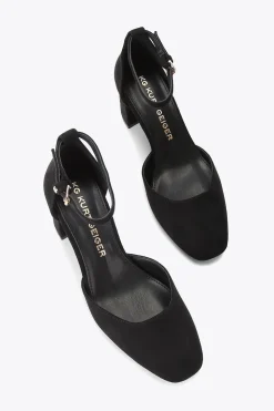 'Abigail'  Heels