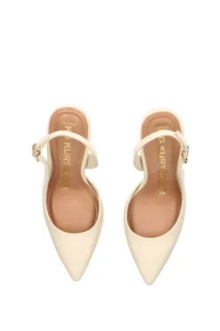 'Aria'  Heels