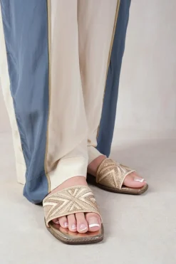 'Blossom' Flat Sandals With Sparkly Textured Single Band