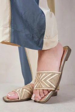 'Blossom' Flat Sandals With Sparkly Textured Single Band