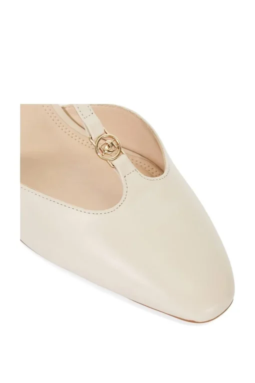 'Dominate' Leather Court Shoes