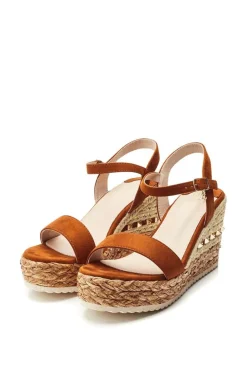 'Erynn' Alcantara Wedges