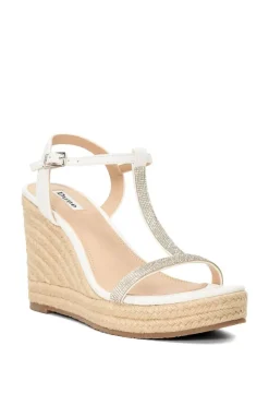'Kitten' Leather Wedges