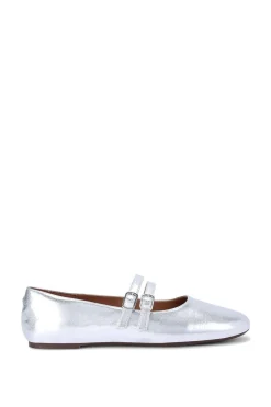 'Magic'  Flats
