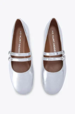 'Magic'  Flats