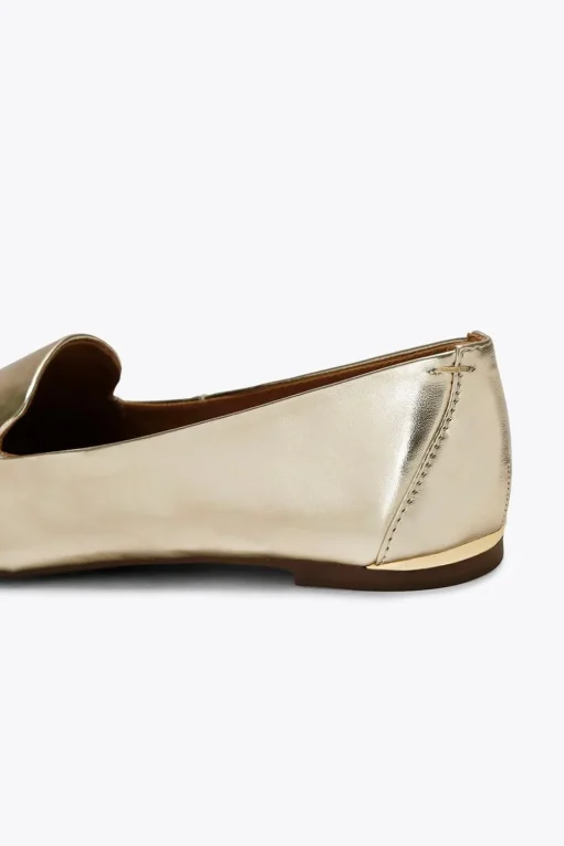 'Mikey'  Flats