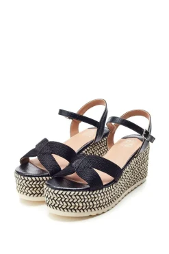 'Piala' Textile Wedges